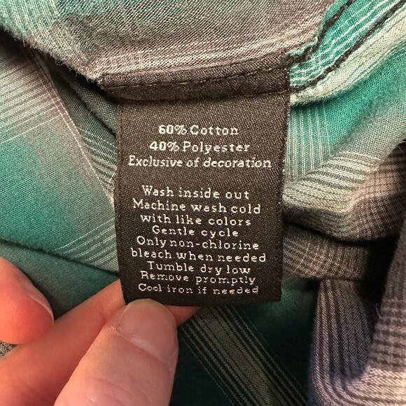 Rock & Republic Checked Western Style Button Down Size L - Picture 5 of 7